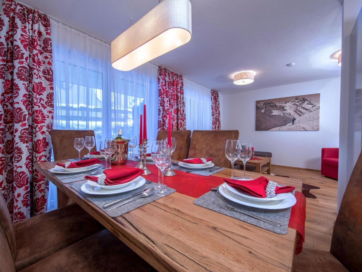 Apartment In Neukirchen With A Carport Neukirchen am Großvenediger エクステリア 写真